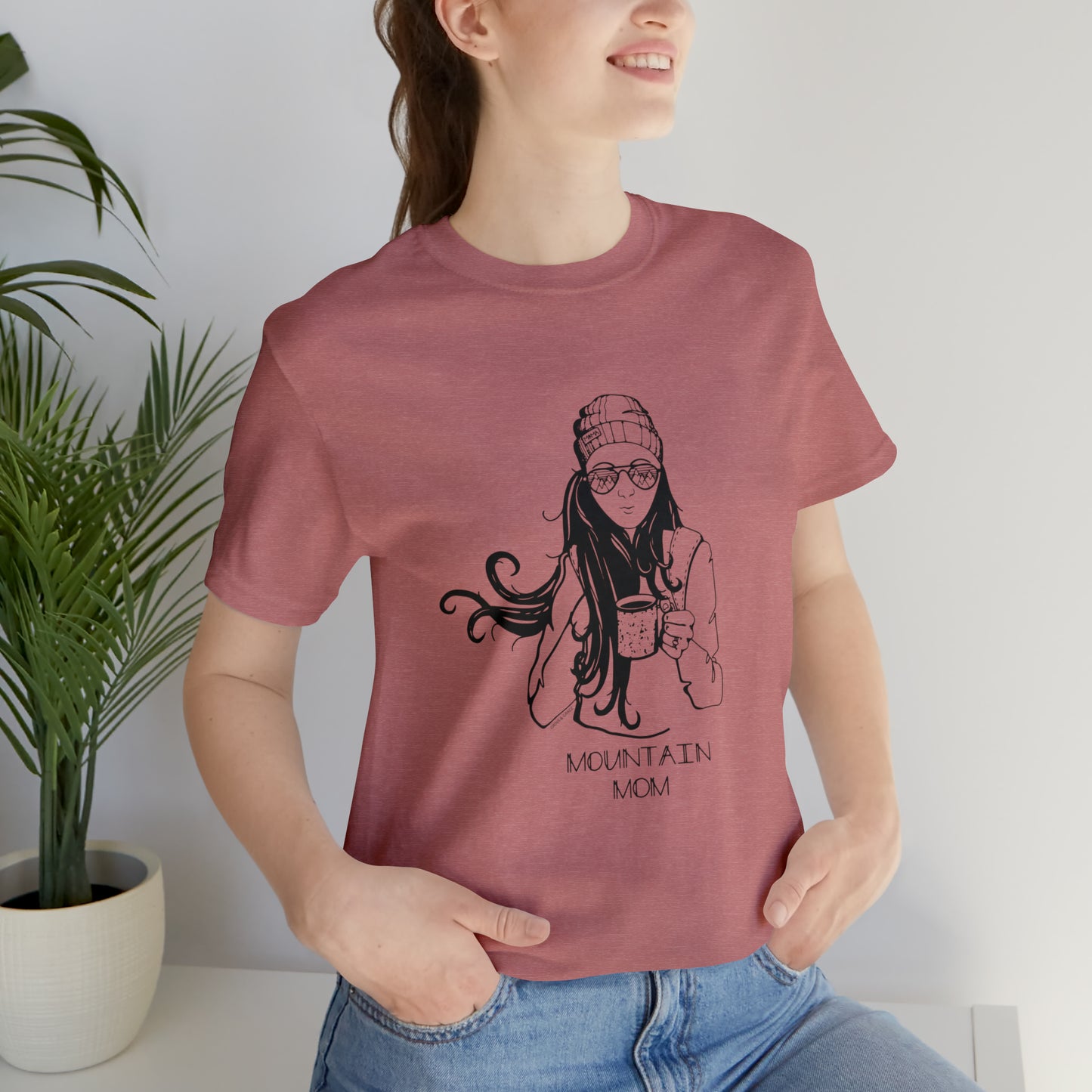 'MOUNTAIN MOM' MOM T-SHIRT