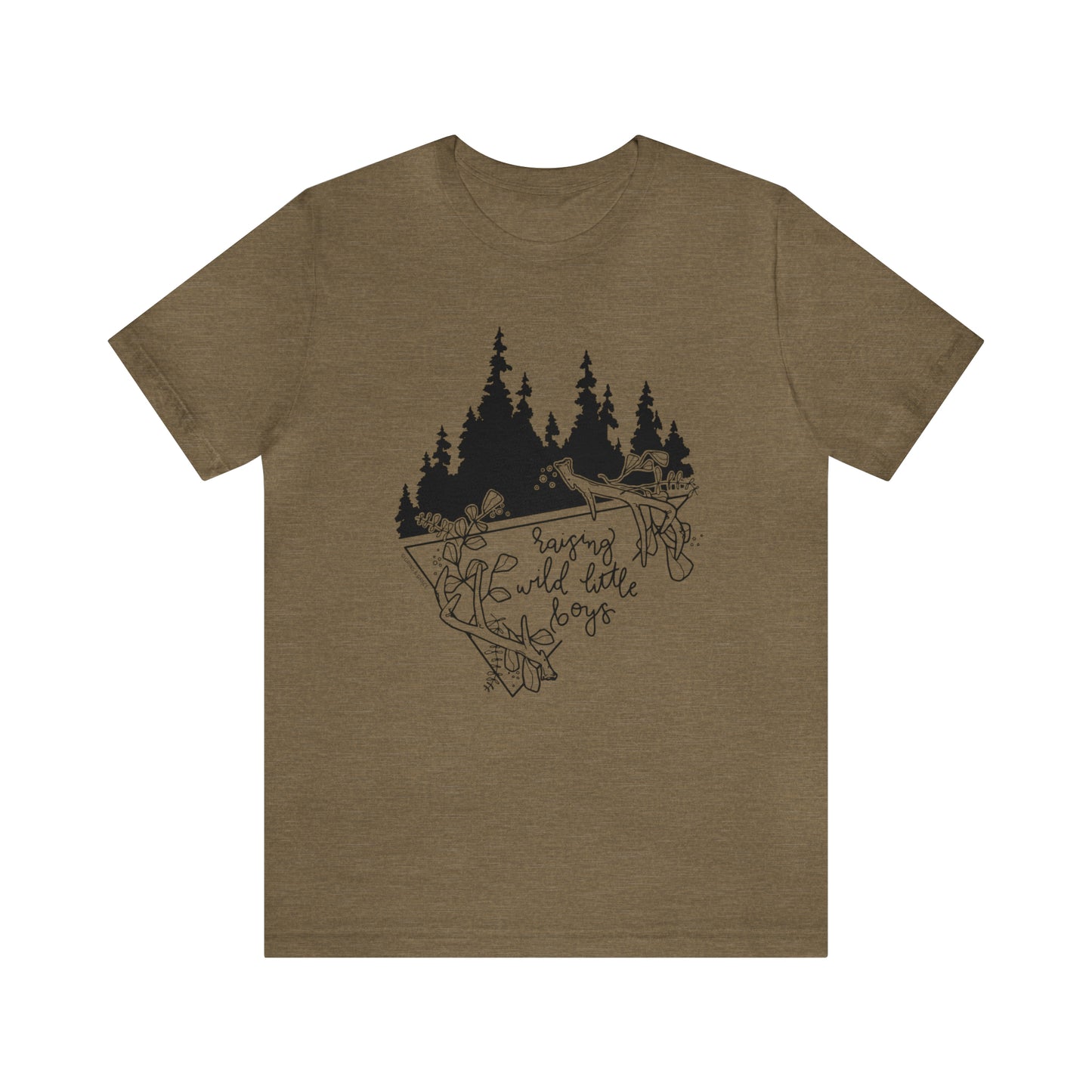 'RAISING WILD LITTLE BOYS' MOM T-SHIRT