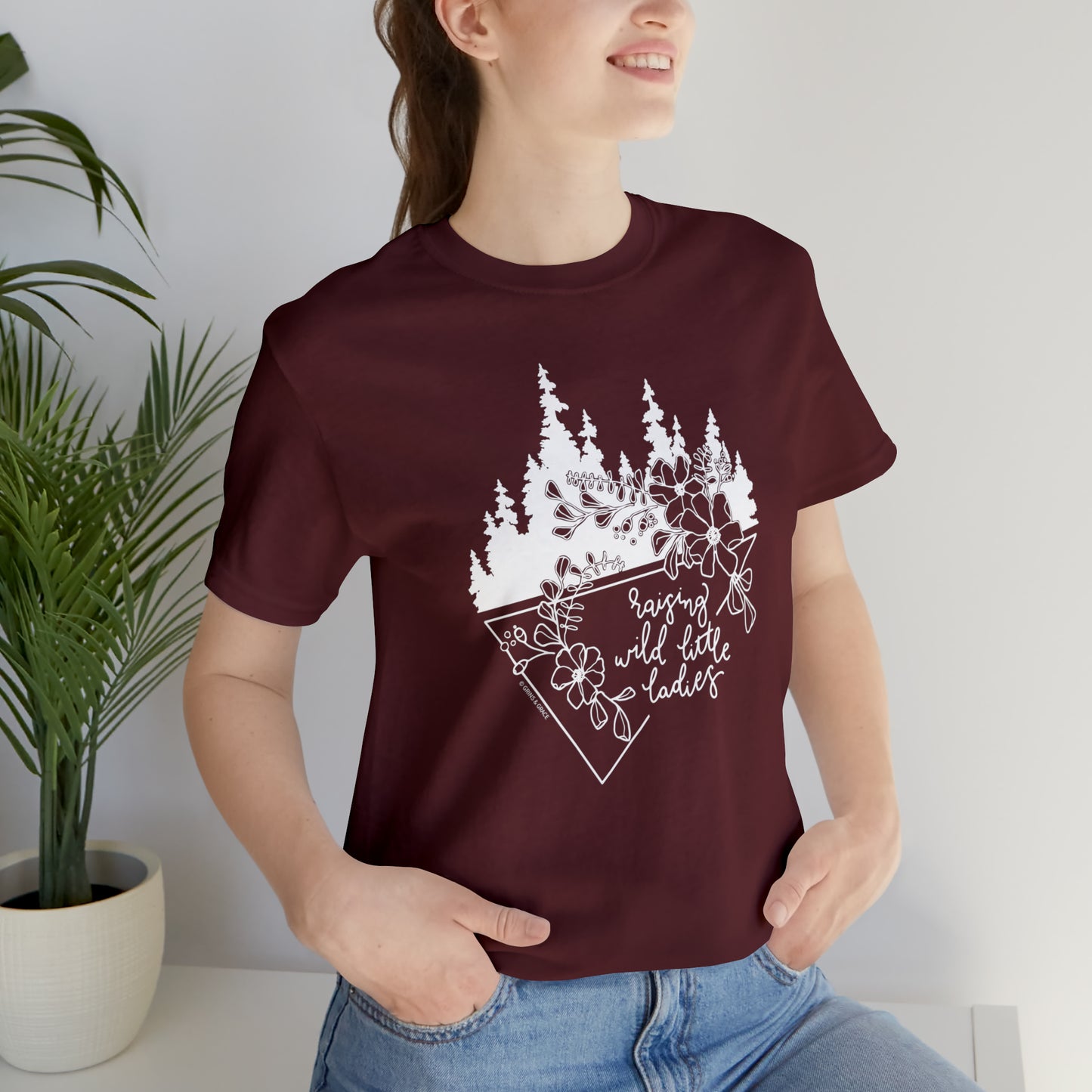 'RAISING WILD LITTLE LADIES' MOM T-SHIRT