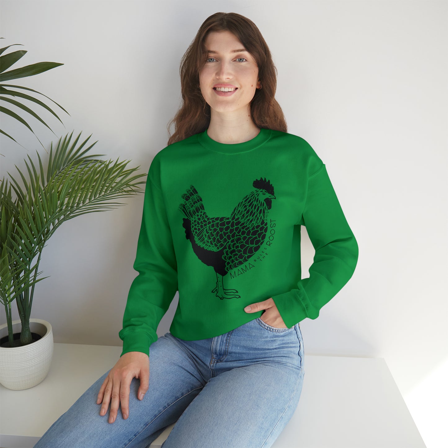 'MAMA RULES THE ROOST' WOMENS CHICKEN SWEATSHIRT