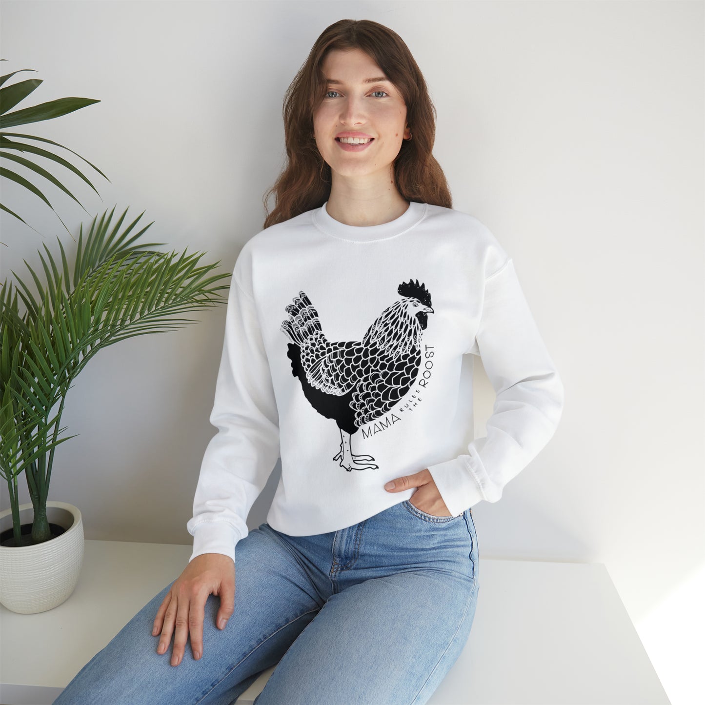 'MAMA RULES THE ROOST' WOMENS CHICKEN SWEATSHIRT