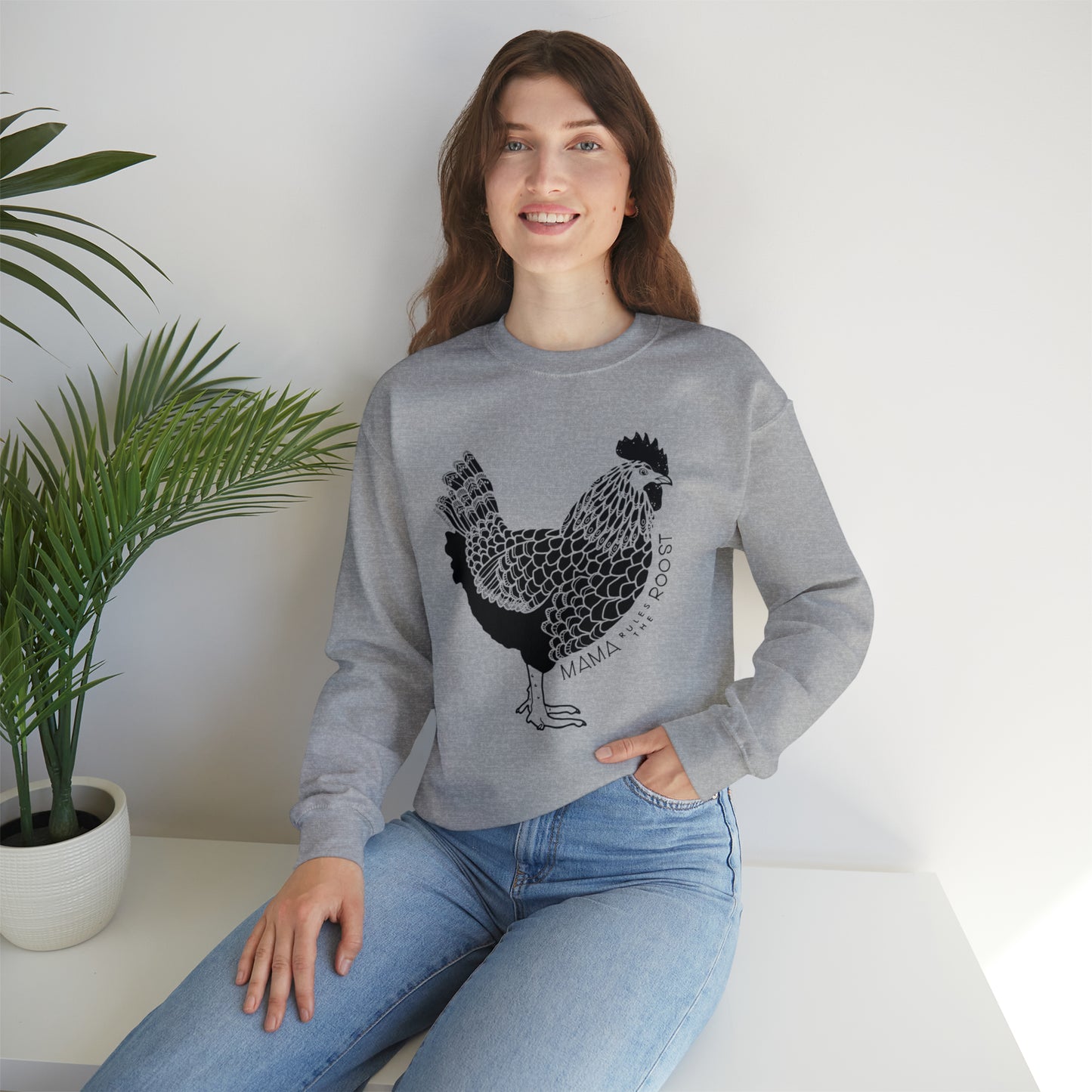 'MAMA RULES THE ROOST' WOMENS CHICKEN SWEATSHIRT