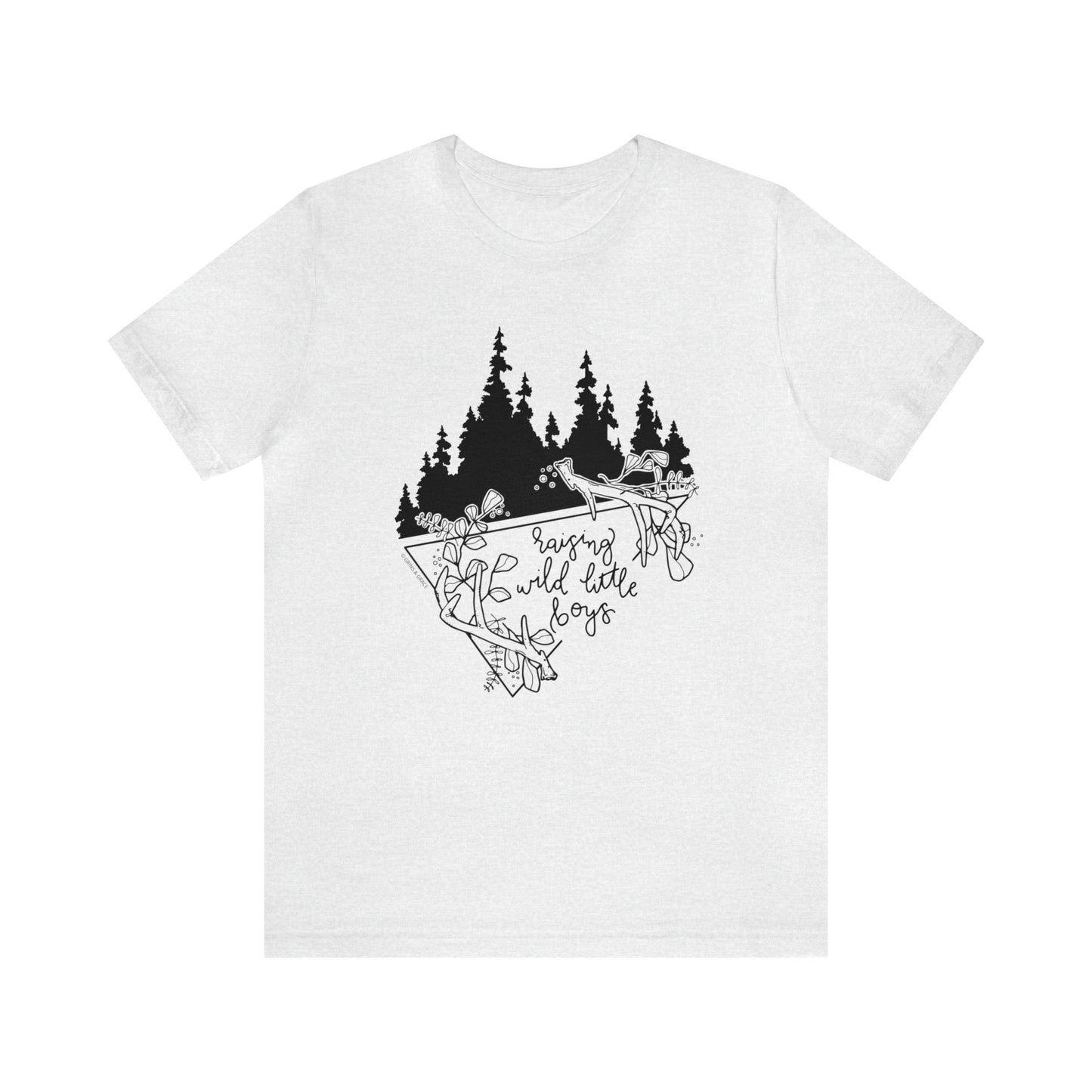'RAISING WILD LITTLE BOYS' MOM T-SHIRT