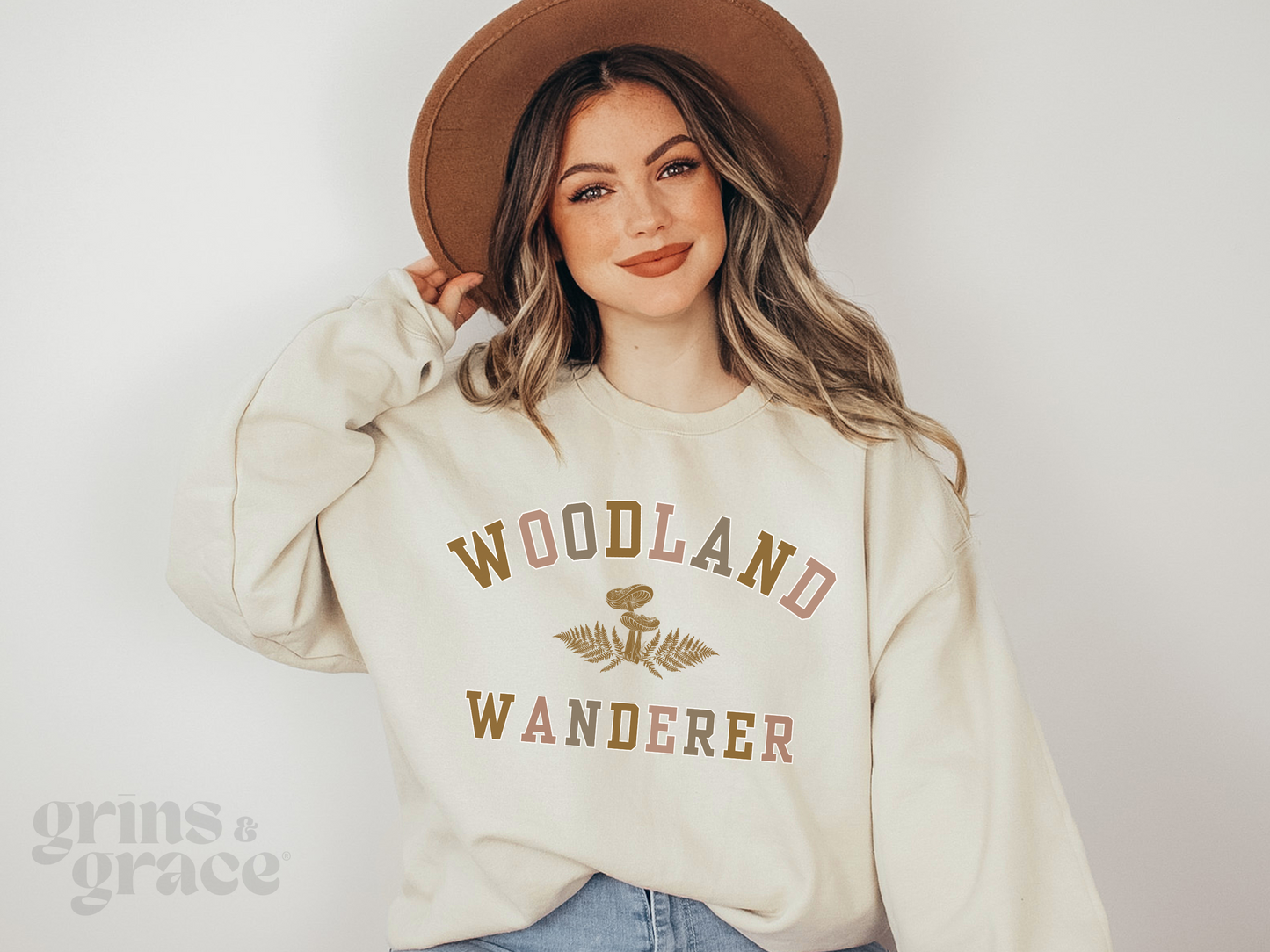 WOODLAND WANDERER WOMENS SWEATSHIRT | FULL COLOR