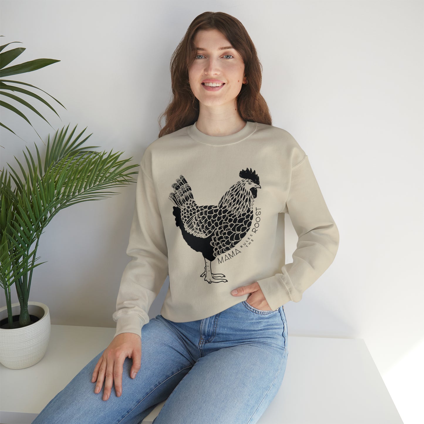 'MAMA RULES THE ROOST' WOMENS CHICKEN SWEATSHIRT