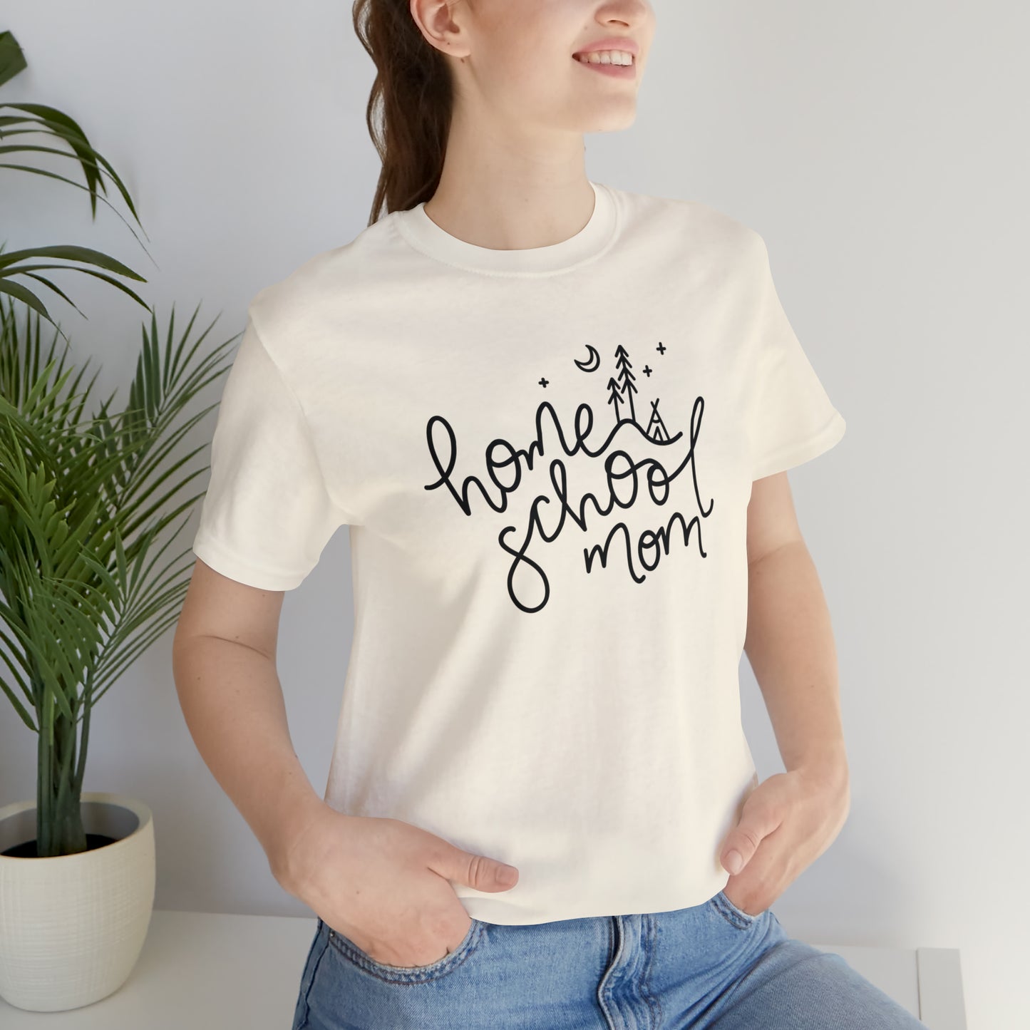 'HOMESCHOOL MOM' MOM T-SHIRT