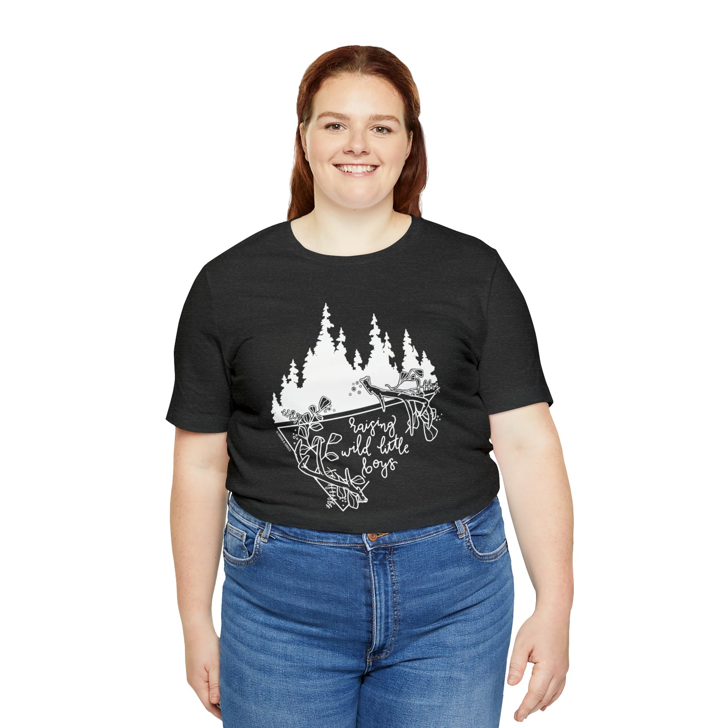 'RAISING WILD LITTLE BOYS' MOM T-SHIRT