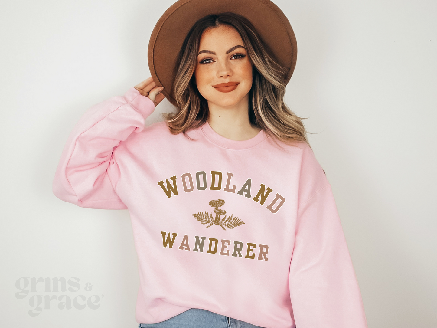 WOODLAND WANDERER WOMENS SWEATSHIRT | FULL COLOR