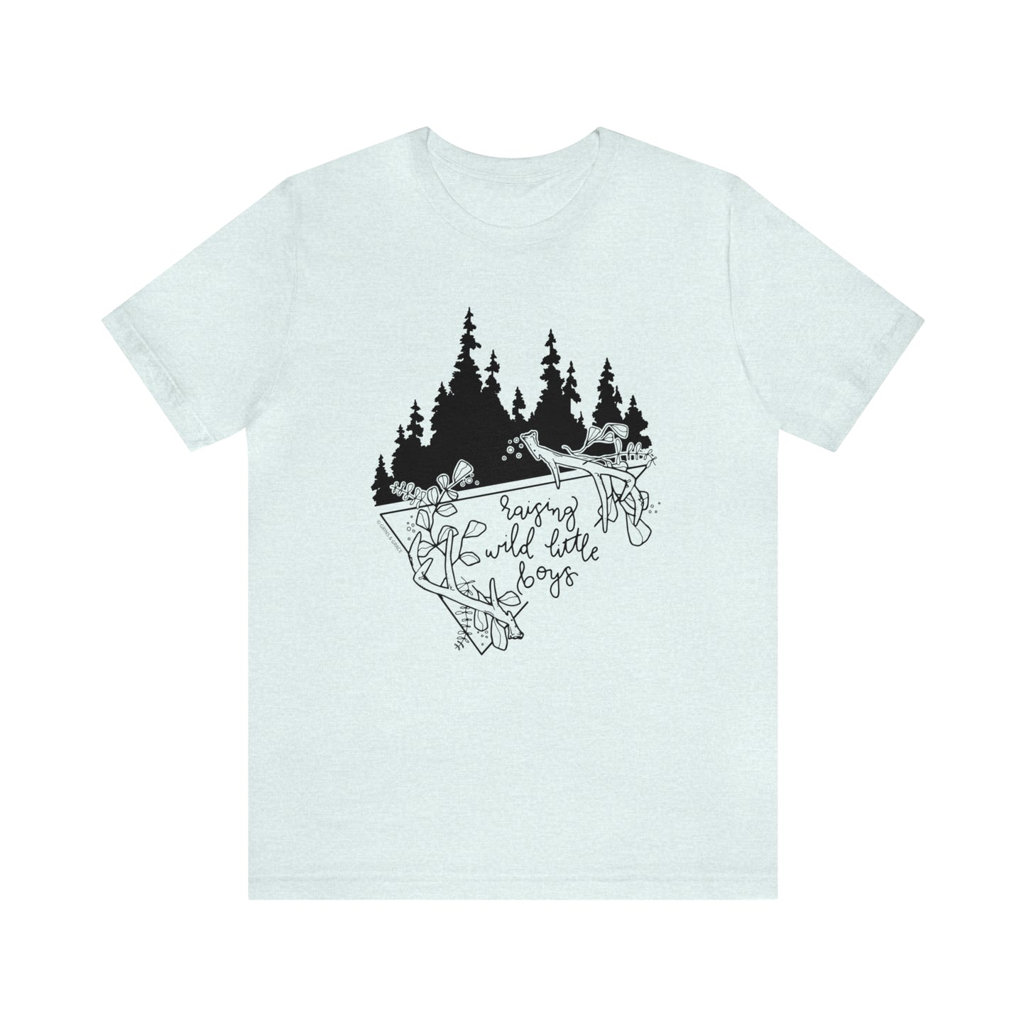 'RAISING WILD LITTLE BOYS' MOM T-SHIRT
