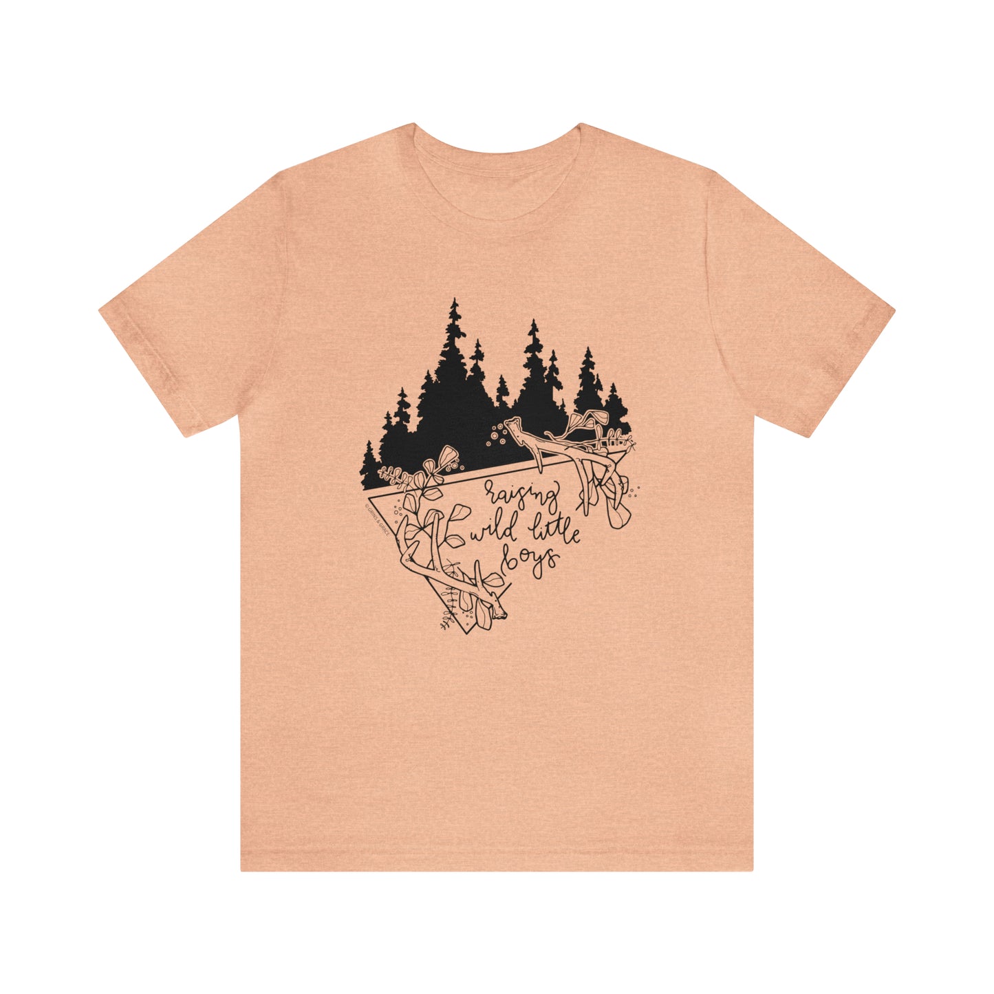 'RAISING WILD LITTLE BOYS' MOM T-SHIRT