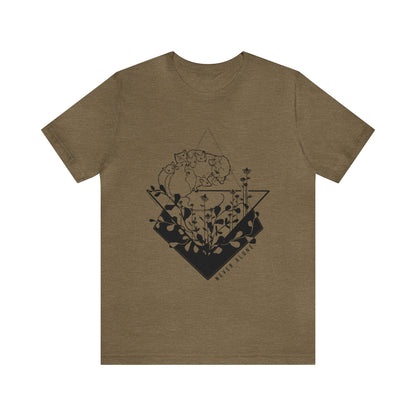 'NEVER ALONE' MAMA OPPOSUM MOM T-SHIRT