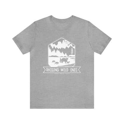 'RAISING WILD ONES' MAMA BEAR MOM T-SHIRT